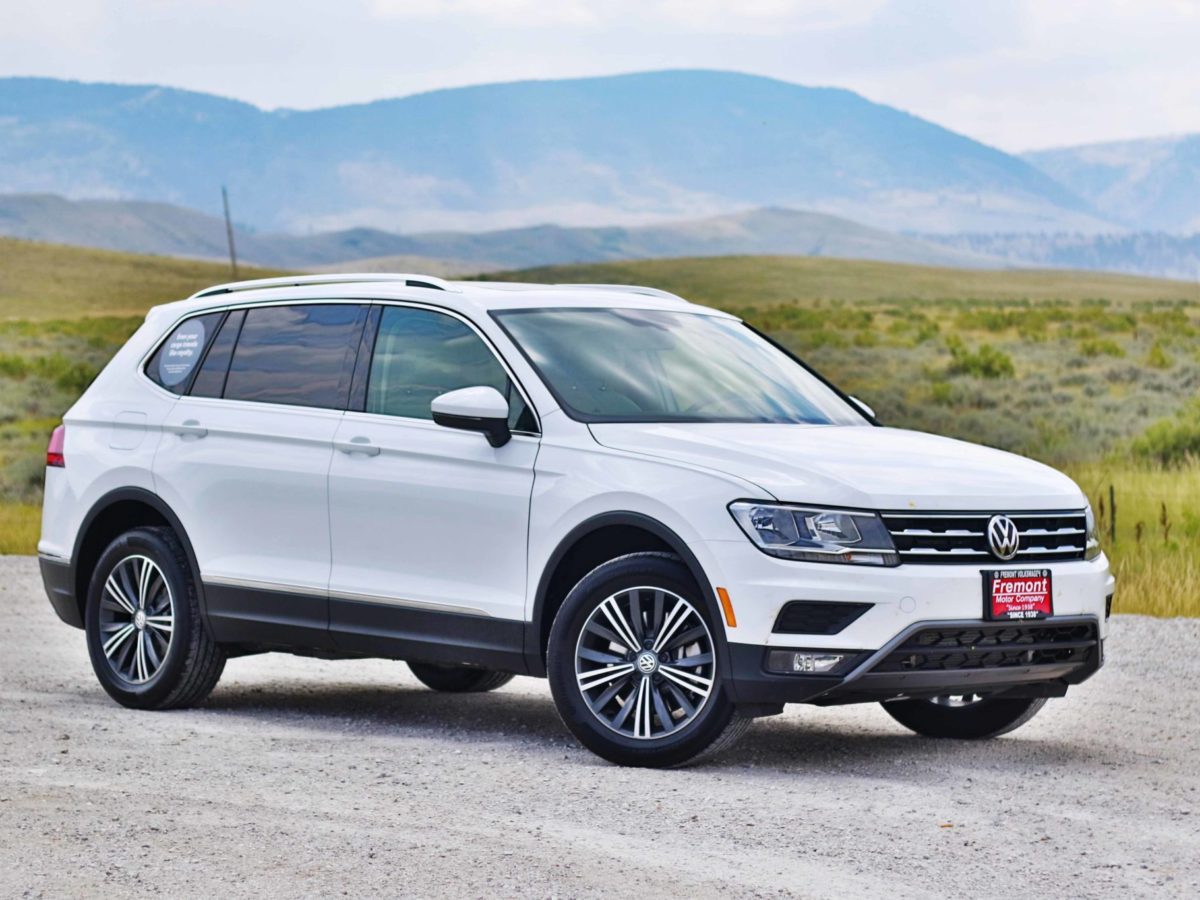 What is the engine for the 2018 Volkswagen Tiguan?