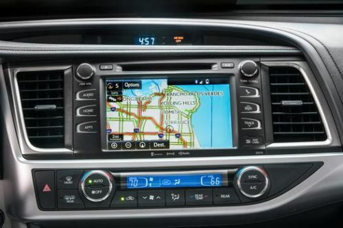 VW Atlas vs Toyota Highlander.