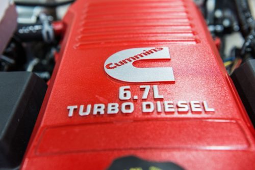 motor turbo diesel Cummins de 6.7 L a gas o diesel