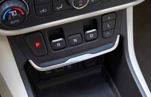 2018 GMC Terrain transmission shifter buttons