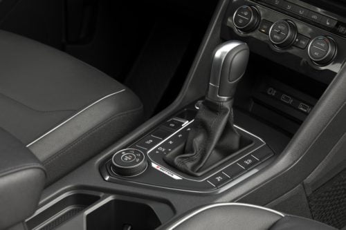 2018 VW Tiguan transmission shift lever