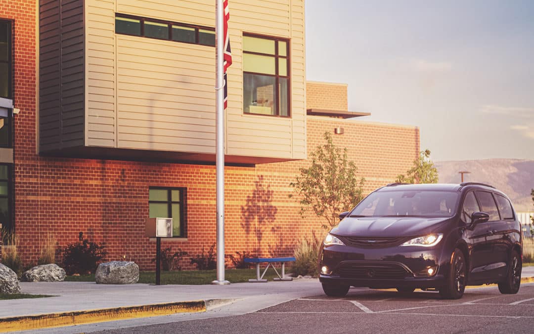 2019 Chrysler Pacifica Hybrid Review, Ultimate Kid-Friendly Road Trip Car